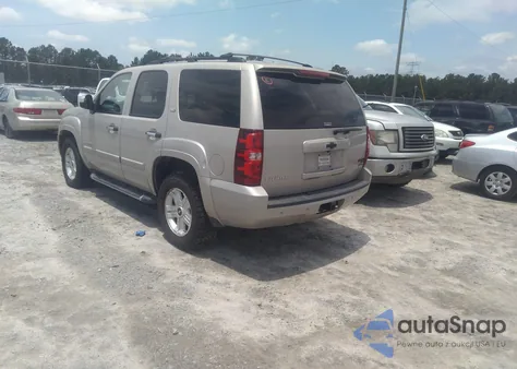 2008 Chevrolet Tahoe Lt z USA, uszkodzony, nr VIN 1GNFK13098R214294